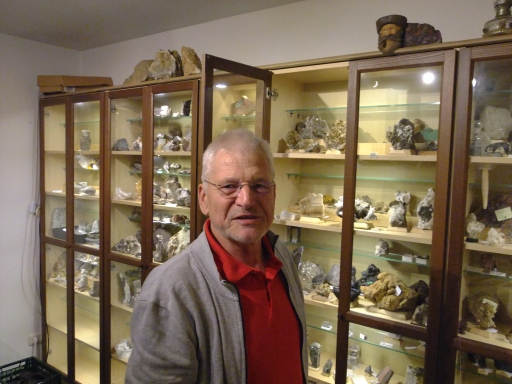 Was sucht ein Konstrukteur und pensionierter Bauleiter in einem Steinbruch